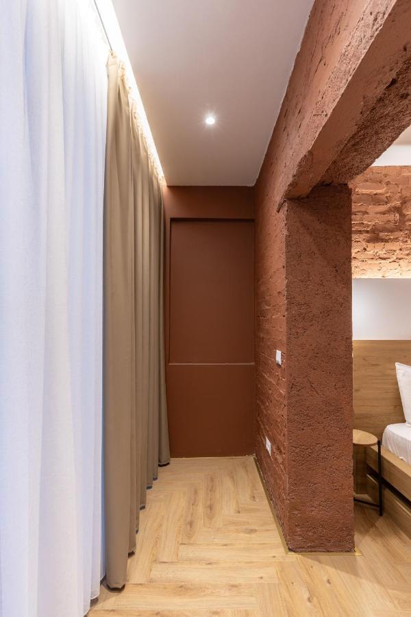 Vater Apartments Тирана Экстерьер фото