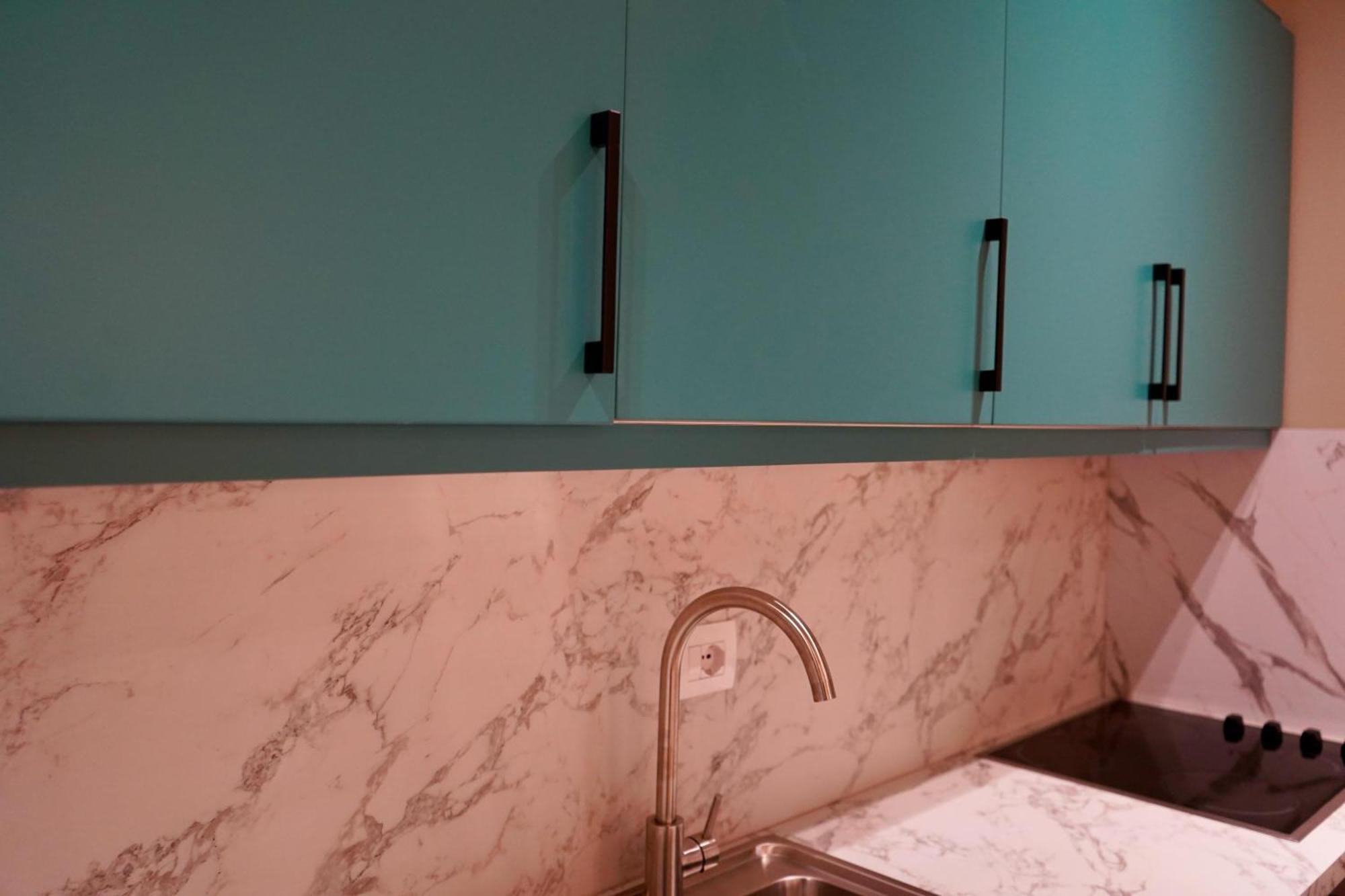 Vater Apartments Тирана Экстерьер фото