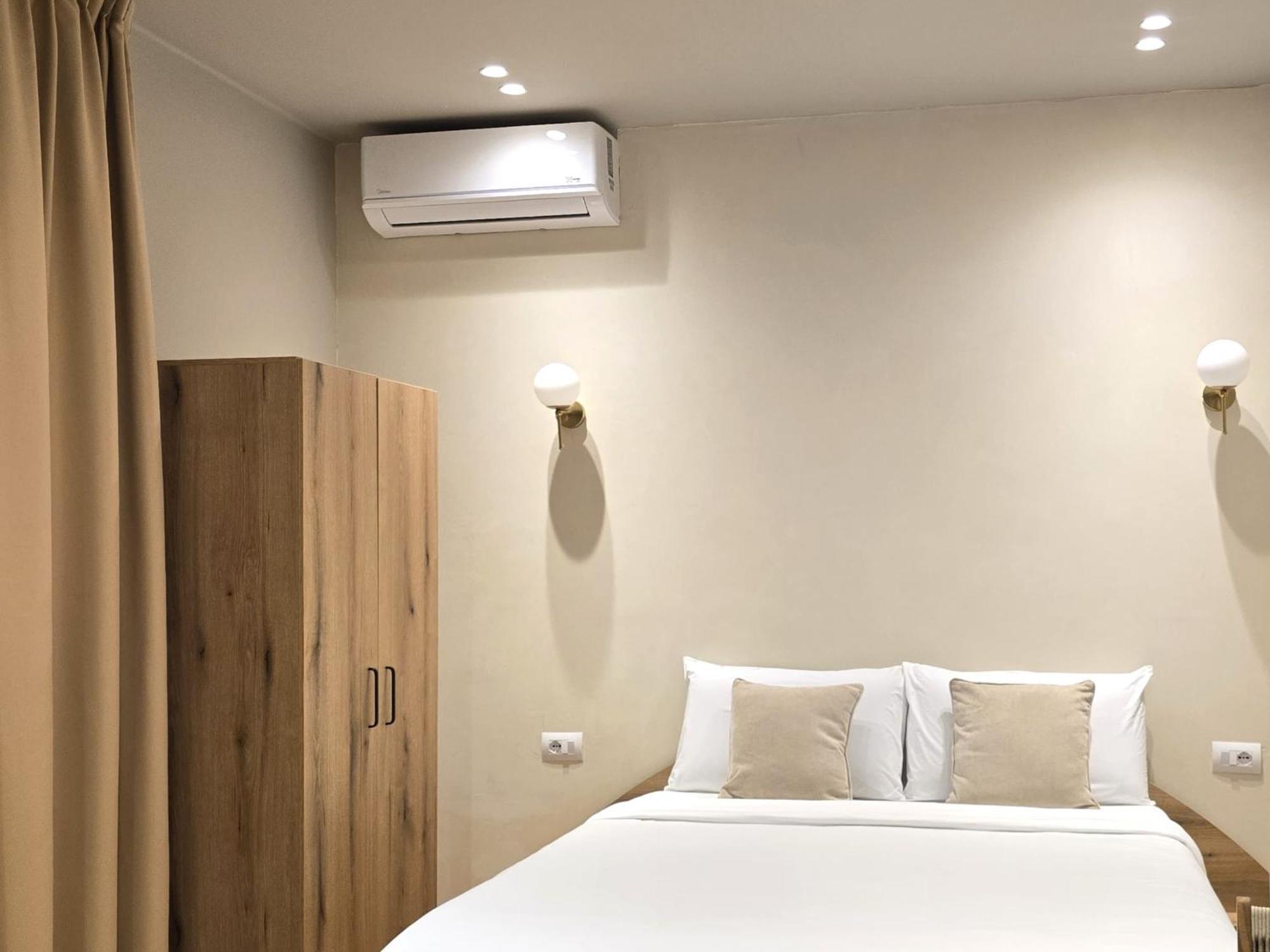 Vater Apartments Тирана Экстерьер фото